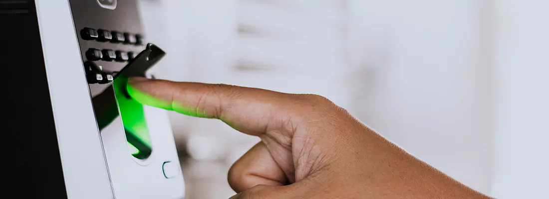 Smart Gate Locks with Remote Access Features in Daytona Beach, FL